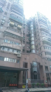 法拍新北市汐止區樟樹二路327-1號-亞東電梯大樓1,115萬